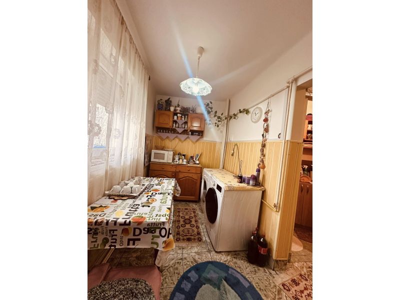 Agentia Value Bizz vă oferă spre vânzare o garsonieră spațioasă, situată în Carei MV1 (4)