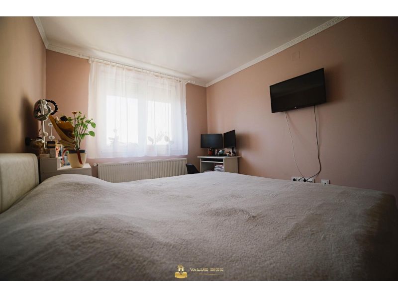 Apartament 2 camere modern, mobilat, etaj 3/4, vedere spre Parcul Central – Bd. 25 Octombrie | 0% comision