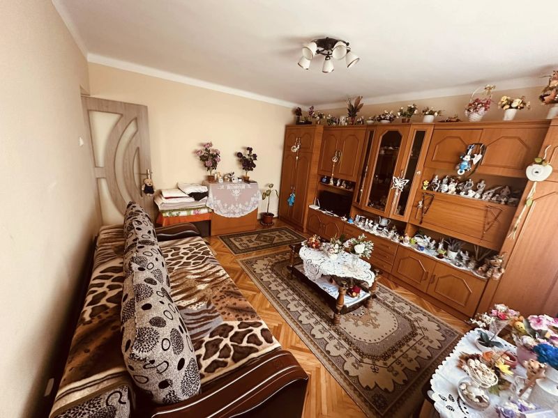 Agentia Value Bizz vă oferă spre vânzare o garsonieră spațioasă, situată în Carei MV1